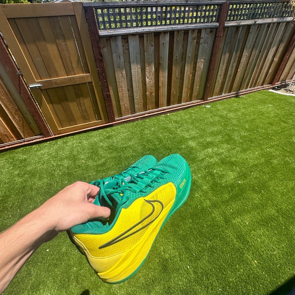 Nike Sabrina 1s Oregon ducks